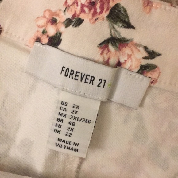 Forever 21 mini skirt - Picture 3 of 3